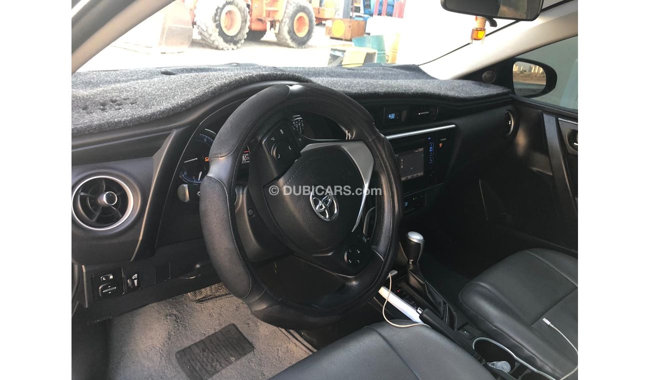 Toyota Corolla 2018 LE (1.8L) *North American Specs* Perfect Condition