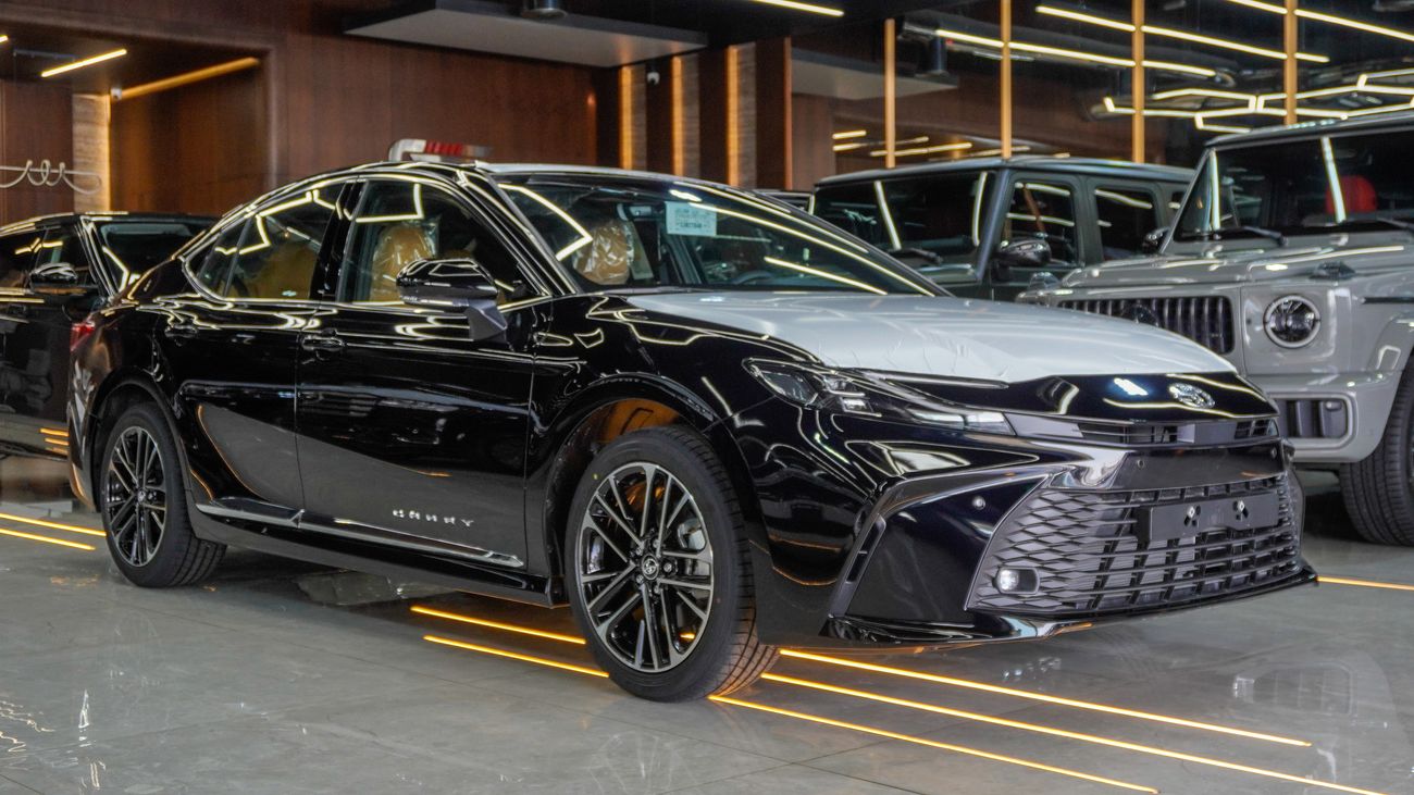 تويوتا كامري LE 2.5 L