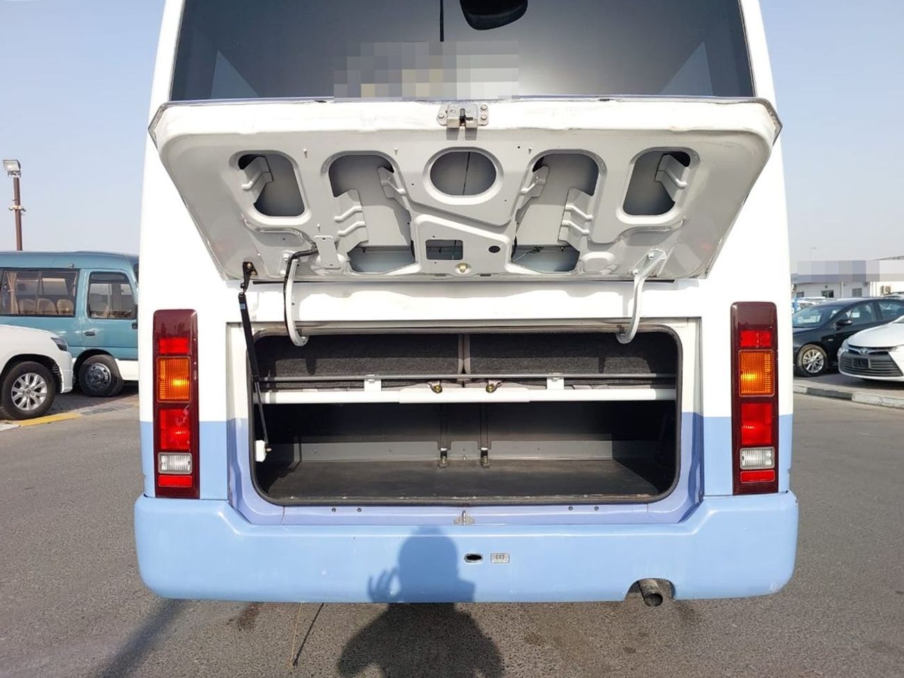 نيسان سيفيليان NISSAN CIVILIAN BUS RHD 2003 MODEL 4.1 L DIESEL AUTOMATIC(PM20798)
