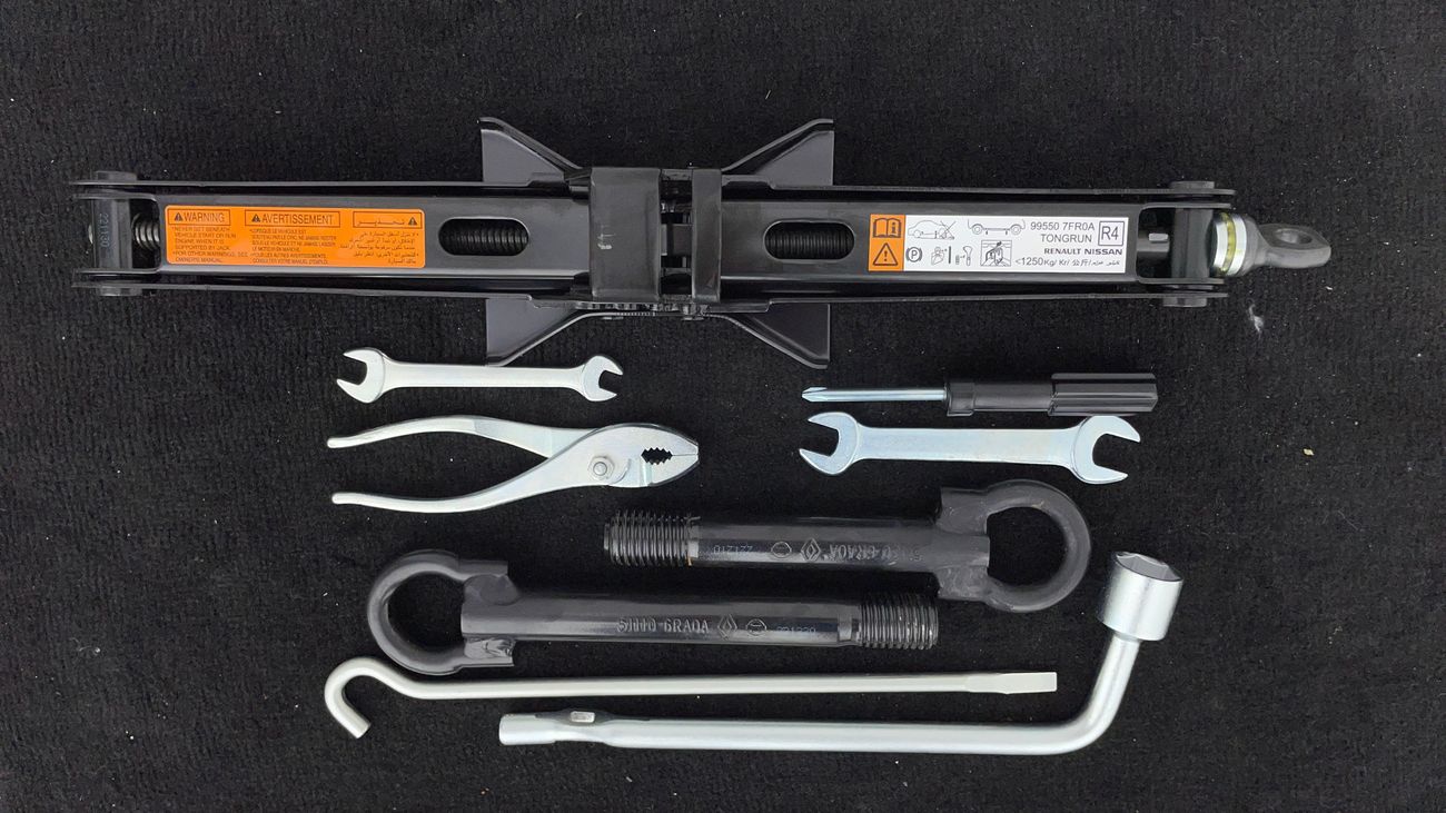 Nissan XTrail S 2WD 2.5 | Zero Down Payment | Free Home Test Drive