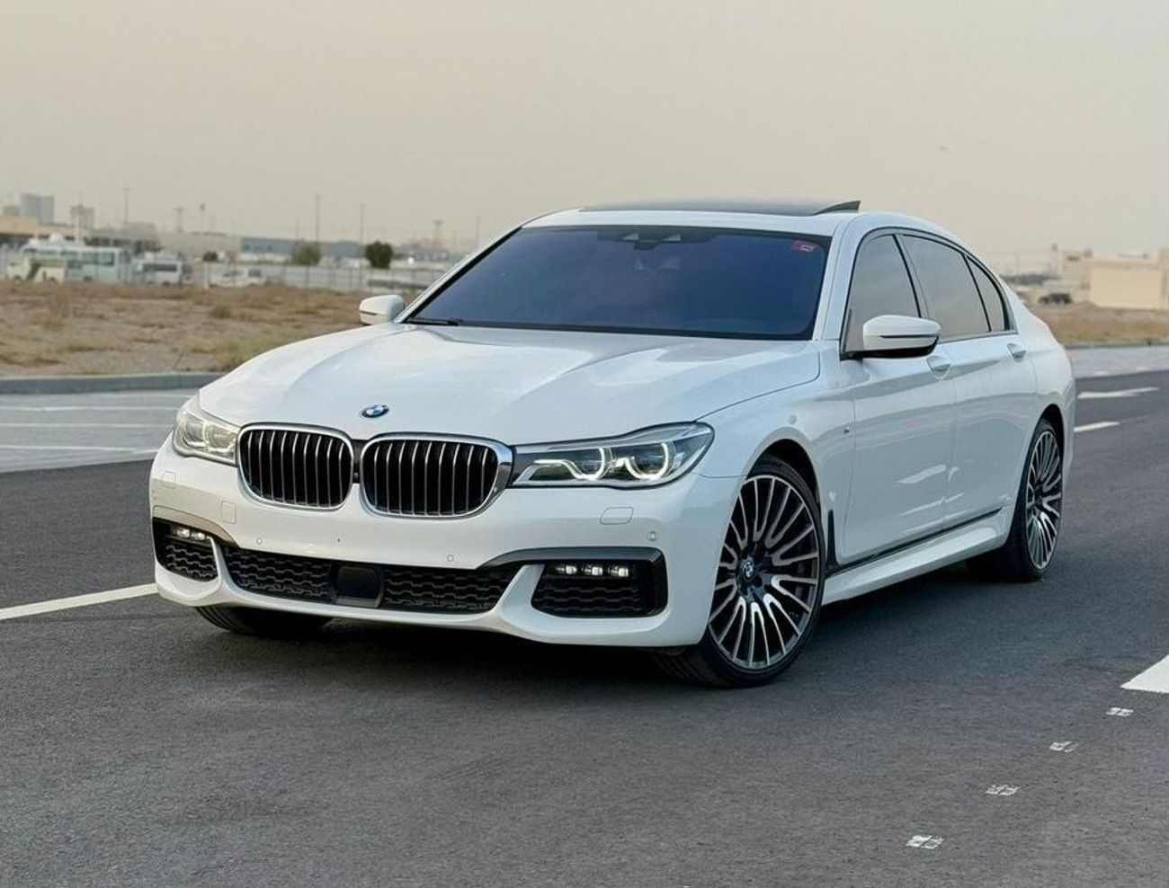 Used BMW 750Li xDrive 4.4L (530 HP) 2019 for sale in Dubai - 809965