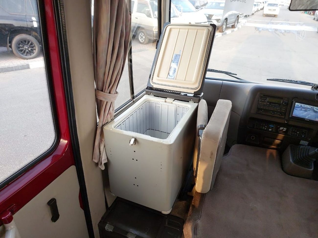 Mitsubishi Rosa MITSUBISHI ROSA BUS RHD 2000 MODEL 4.8 L DIESEL MANUAL(PM00234)