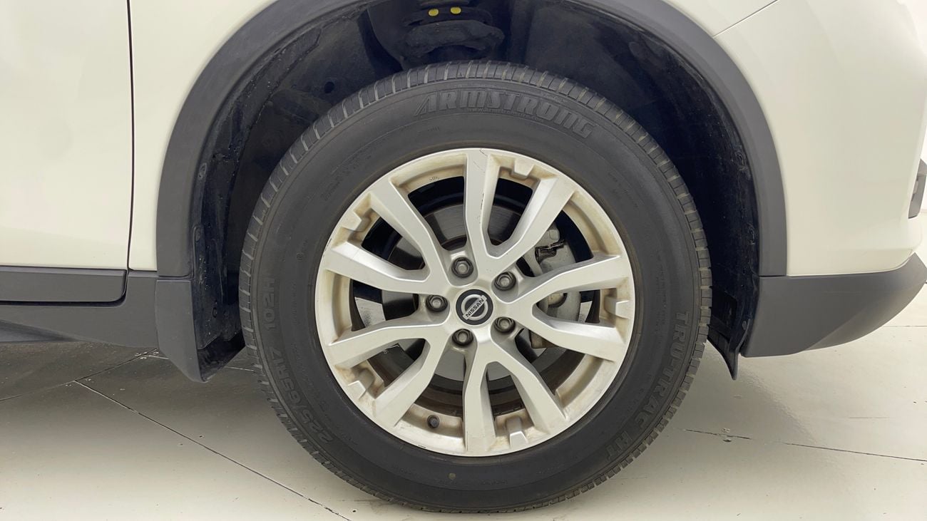 نيسان إكس تريل S 2.5 | بدون دفعة مقدمة | اختبار القيادة في المنزل