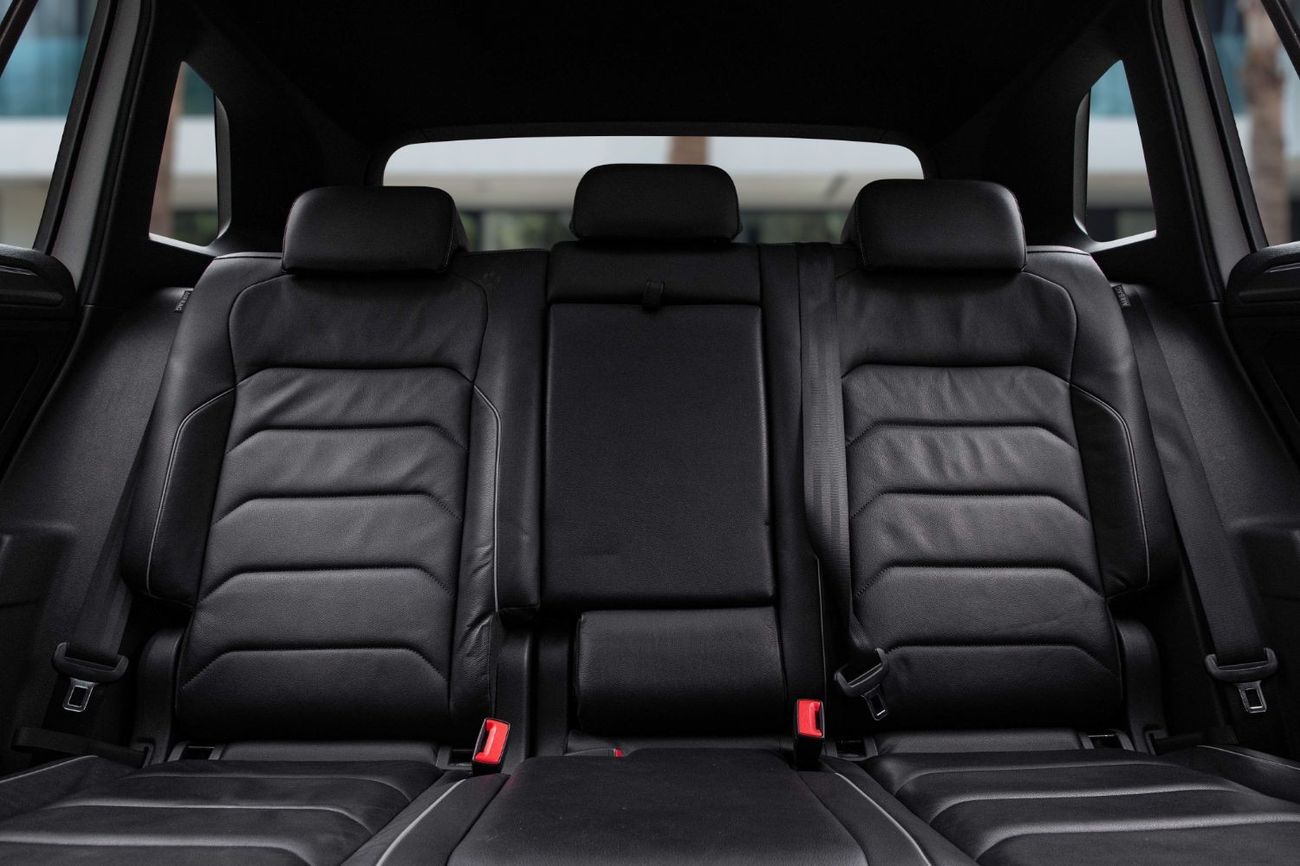 Volkswagen Tiguan R LINE | 1,662 P.M (4 Years)⁣ | 0% Downpayment | Well Maintained!