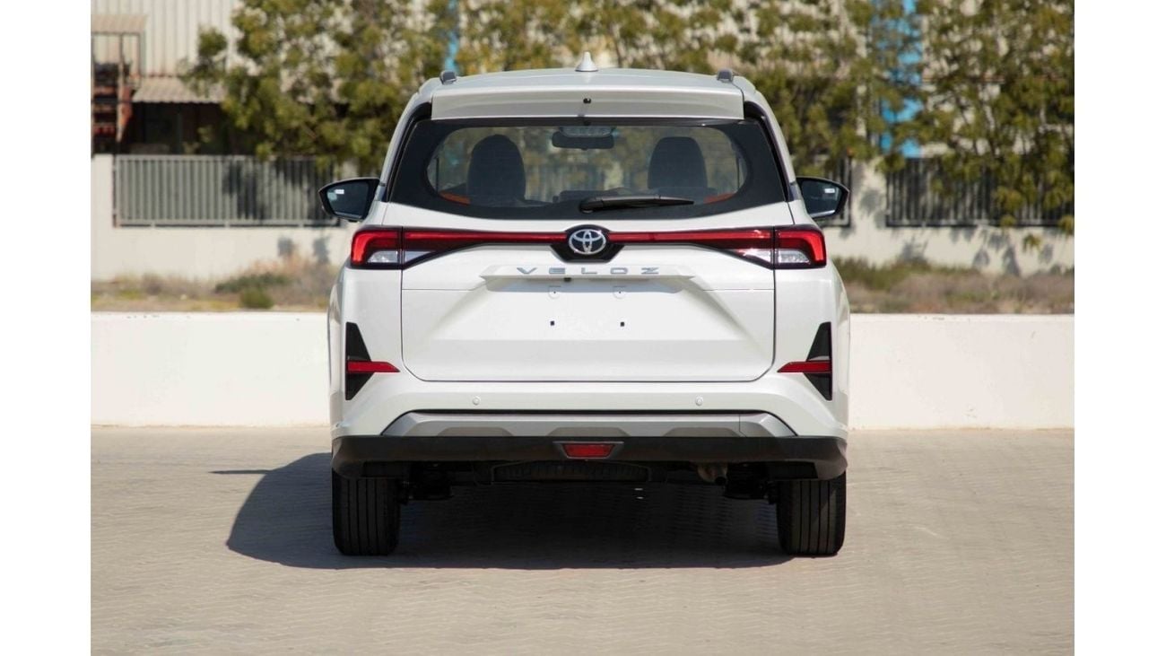 Toyota Veloz 2023 Toyota Veloz V 1.5 - Pearl White inside Black | Export Only
