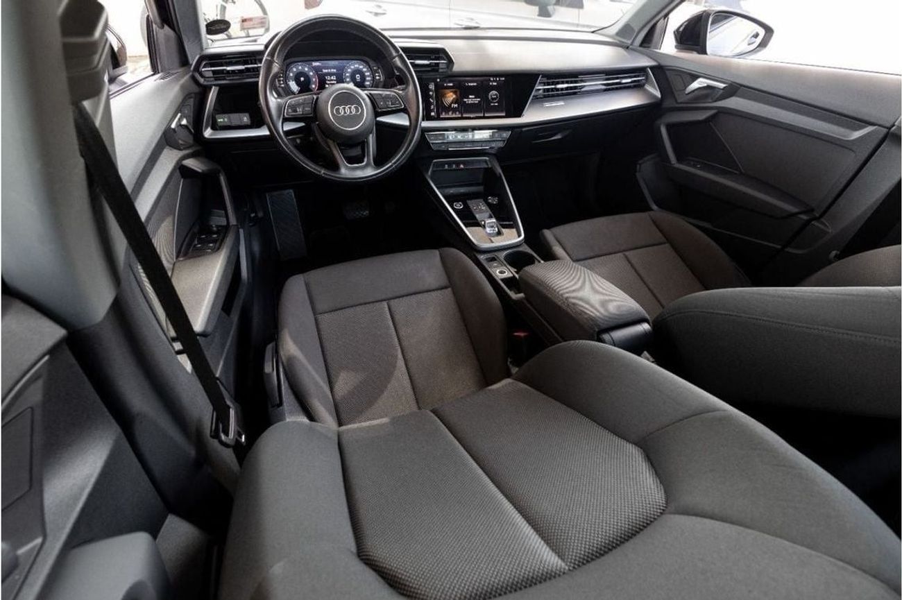 Audi A3 35 TFSI 1.4L Audi A3 35TFSI 2021 GCC under Warranty with Flexible Down-Payment.