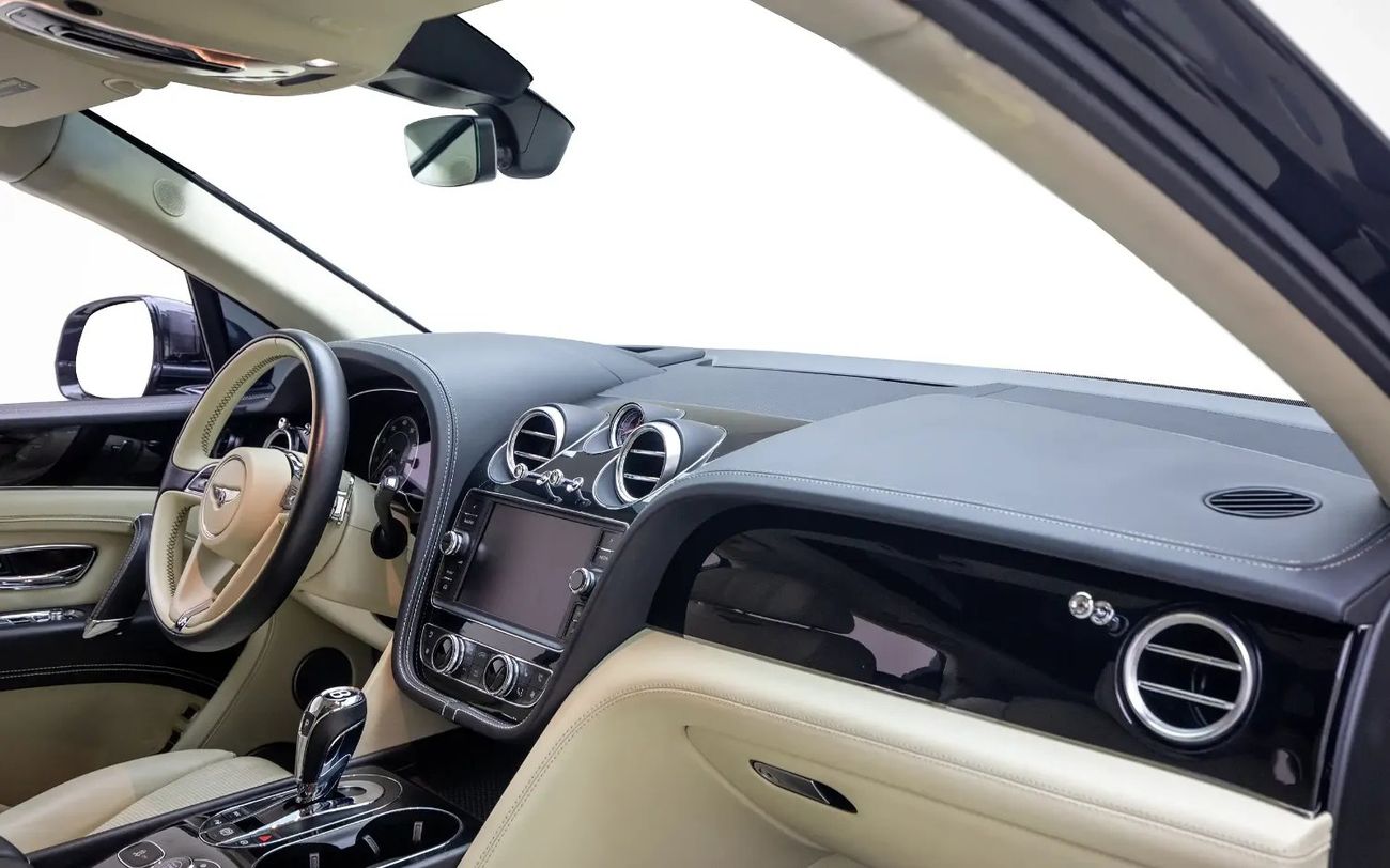 بنتلي بينتايجا Bentayga 4.0T - US Spec