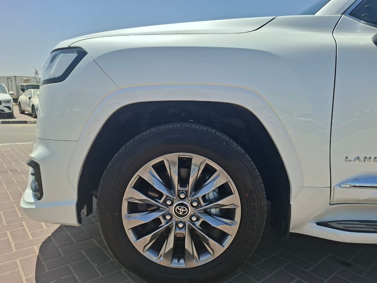 Toyota Land Cruiser VXR
