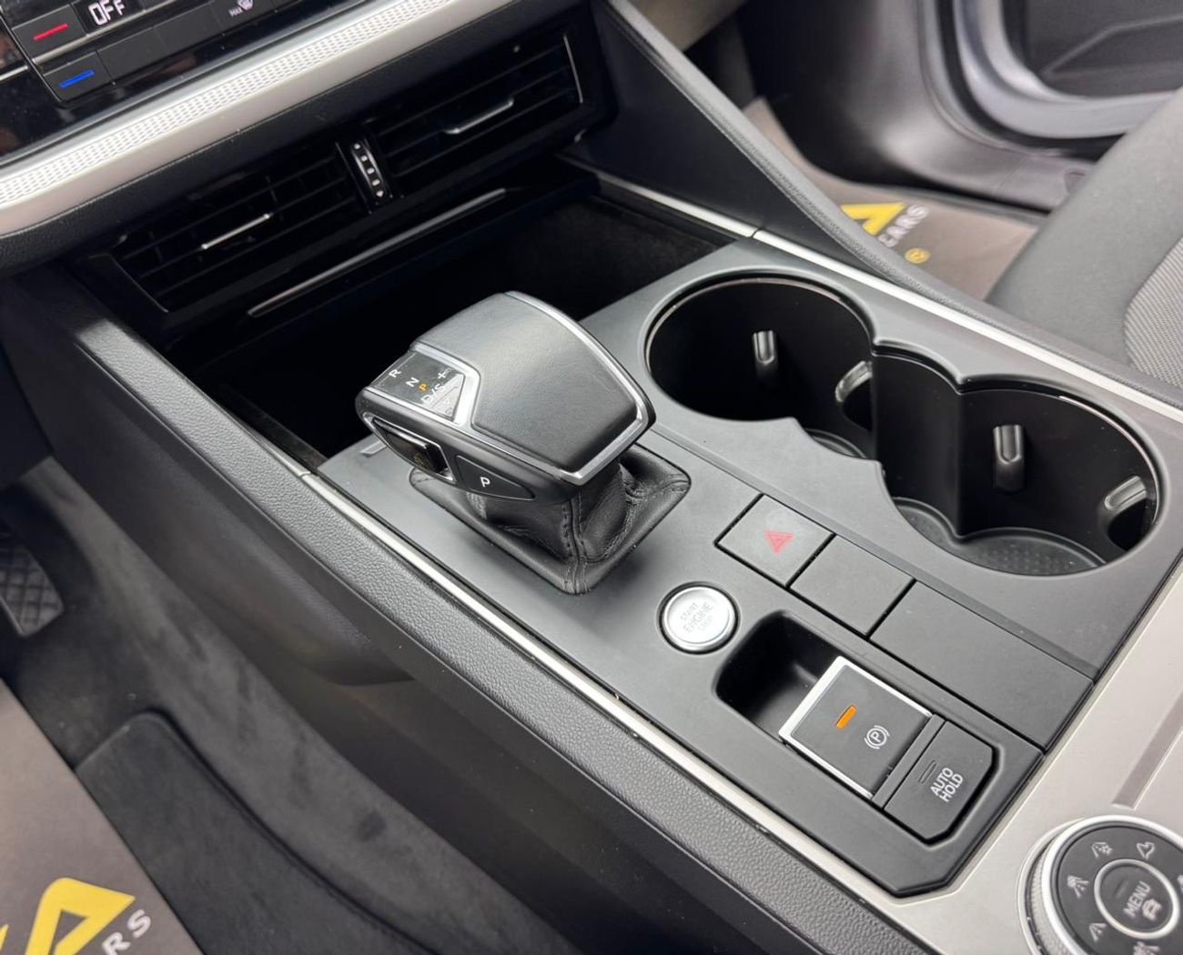 فولكس واجن طوارق Trendline 3.0L 2021 Volkswagen Touareg Trendline, 2026 Volkswagen Warranty, Volkswagen Service Histo