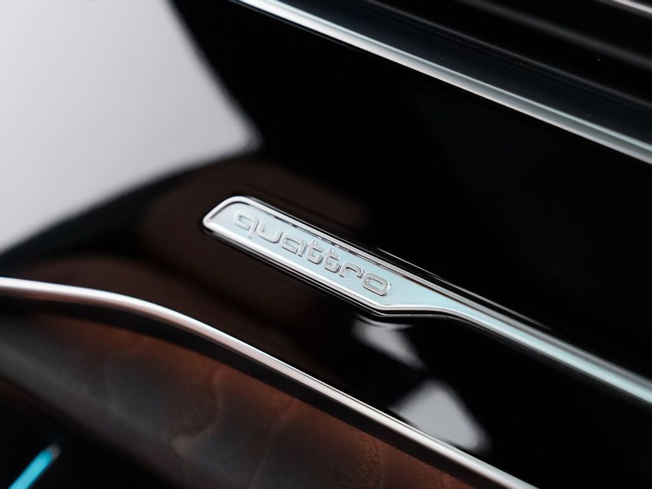 أودي Q7 55 TFSI quattro S-Line 3.0L