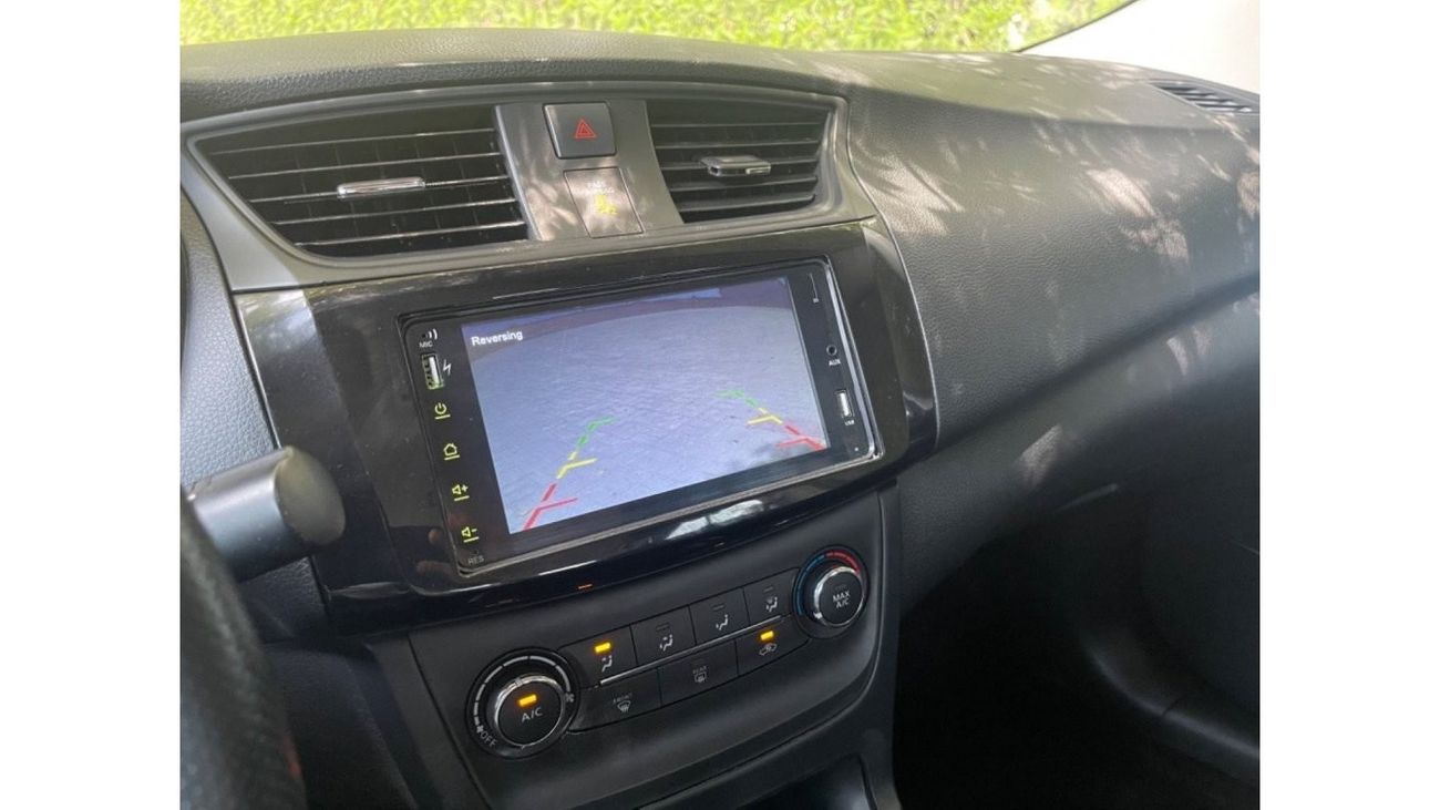 Nissan Sentra Nissan Sentra 2019  L 4 vin: 3N1AB7AP6KY392397( UAS_ SPEC) VERY GOOD CONDITION