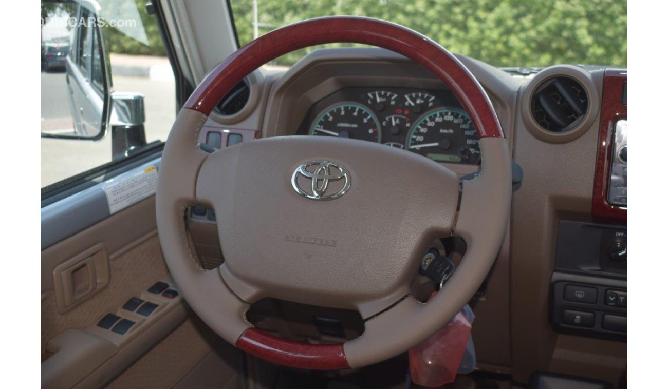 Toyota Land Cruiser Hard Top 76 V6 4.0L Petrol MT With Diff.Lock