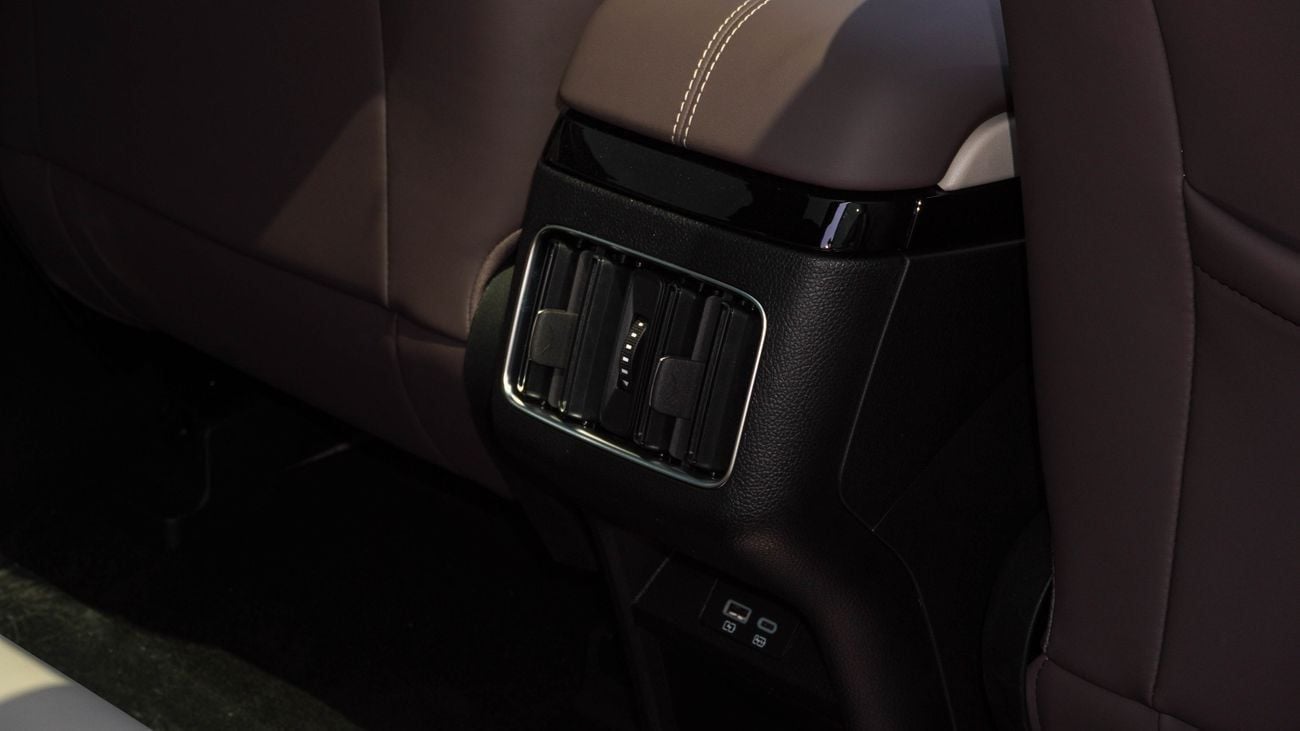 بي واي دي سونغ بلس Brand New BYD Song Plus EV 2025 Export 2WD|White/Grey|N-SONG-PLUS-E-25|