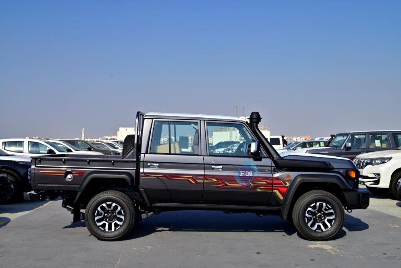 Toyota Land Cruiser Pick Up 79 Double Cab 2.8L Diesel Automatic (Full Option)
