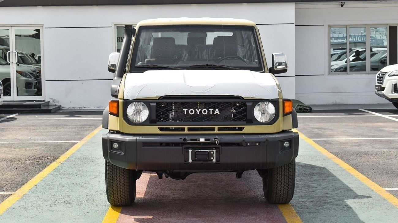 Toyota Land Cruiser 70 4.0L V6 Petrol