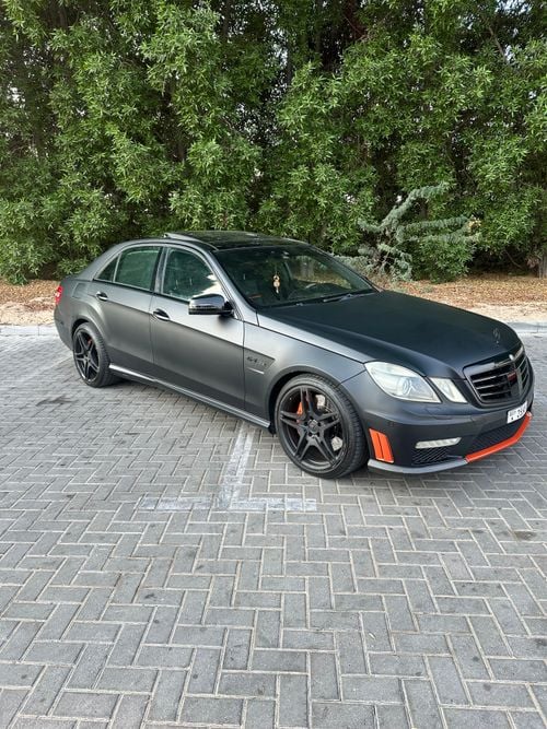 Mercedes-Benz E 63 AMG
