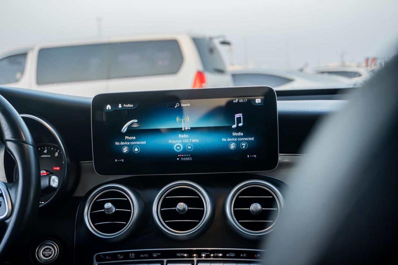 مرسيدس بنز GLC 300 Std 2.0L