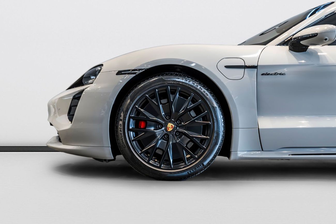 بورش تايكان 2023 Porsche Taycan GTS, 2026 Porsche Warranty, Full Service History, Low KMs, GCC