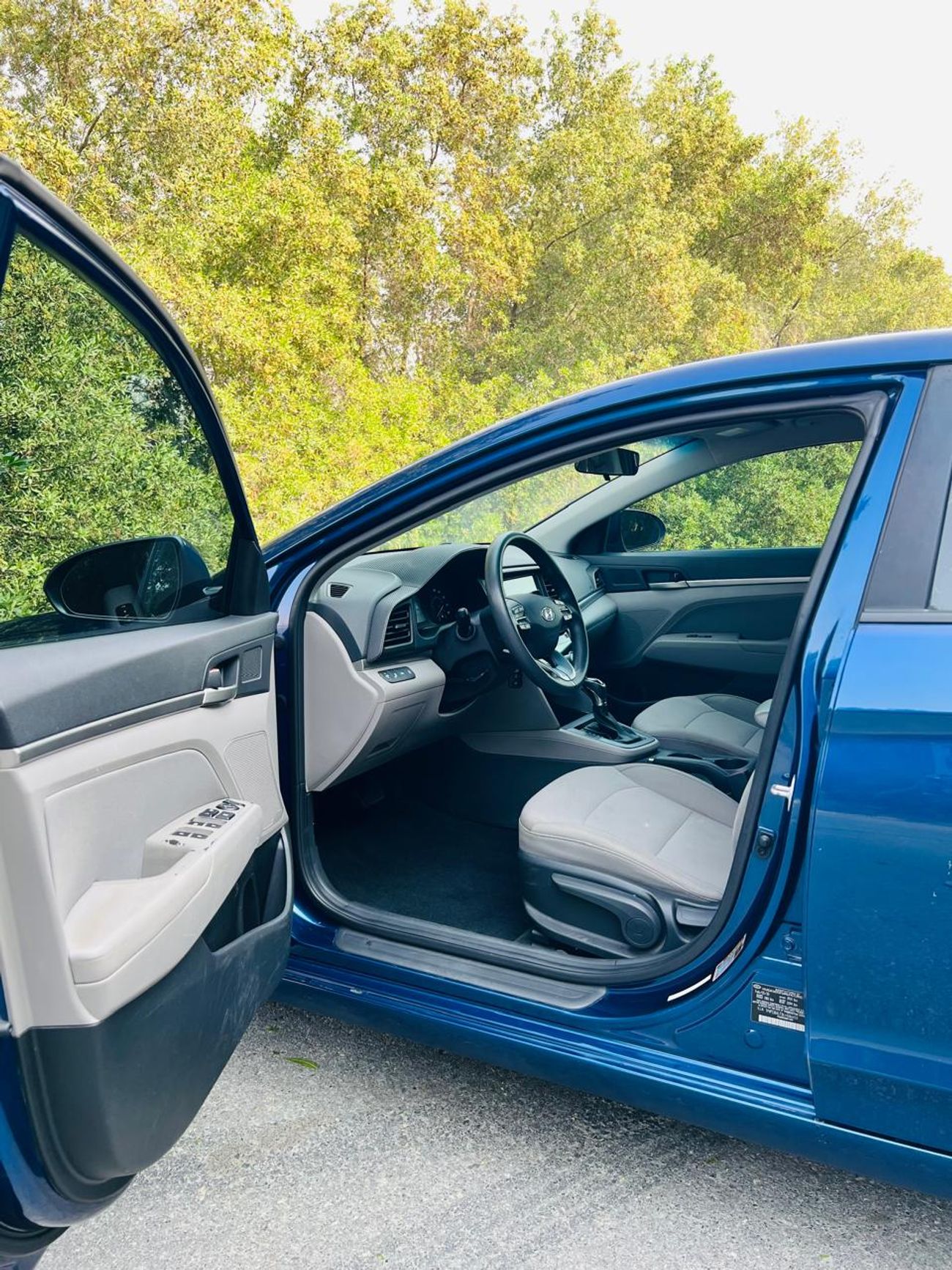 هيونداي إلانترا GLS 2.0L