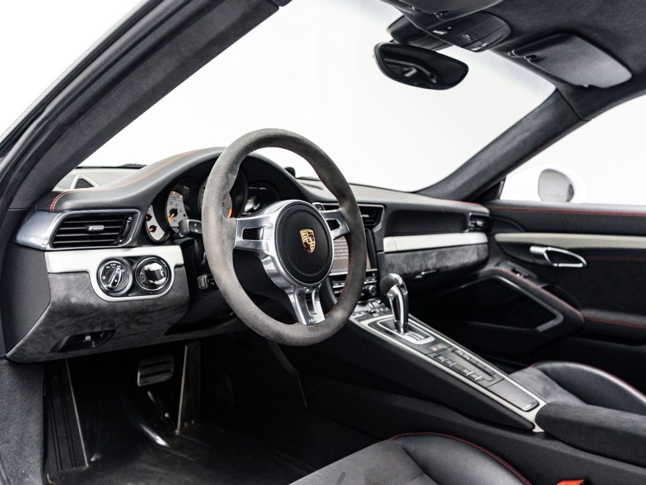 Porsche 911 GT3 3.8L (475 HP) Coupe 2027 Porsche Warranty