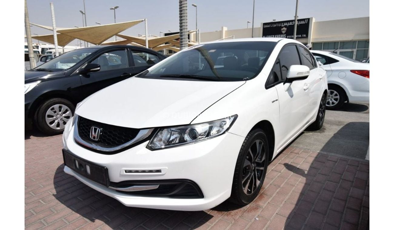 Honda Civic 2014 Gcc no paint no accidents