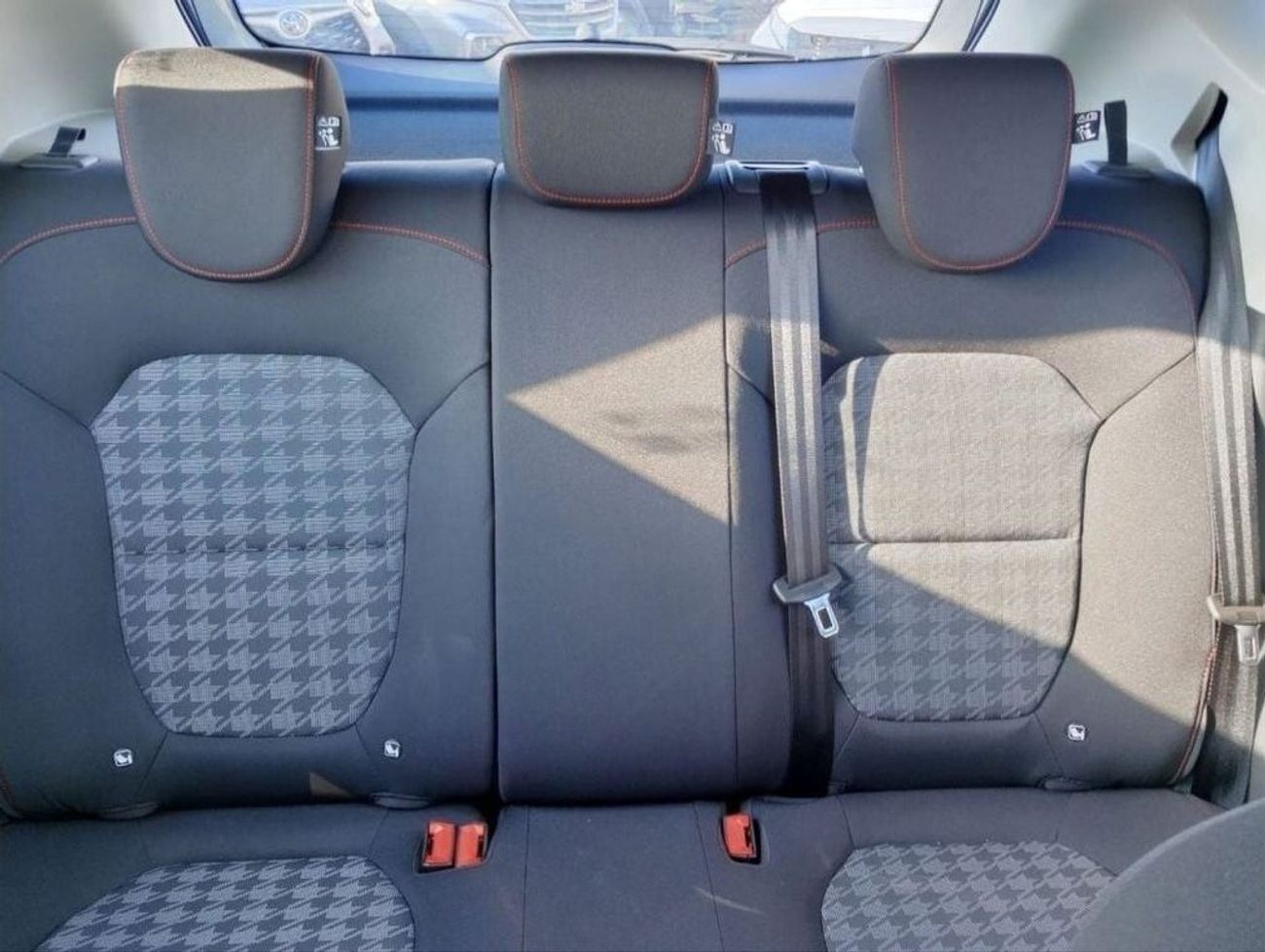 MG ZS Comfort 2025  1.5L  FWD  Petrol  SUV  silver color