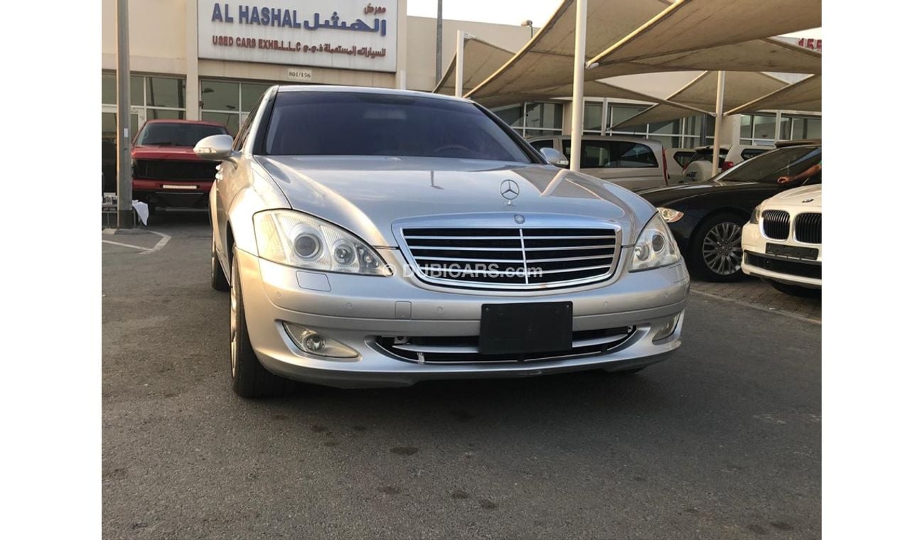 Mercedes-Benz S 500 Mercedes Benz S500 model 2009 GCC car prefect condition full service