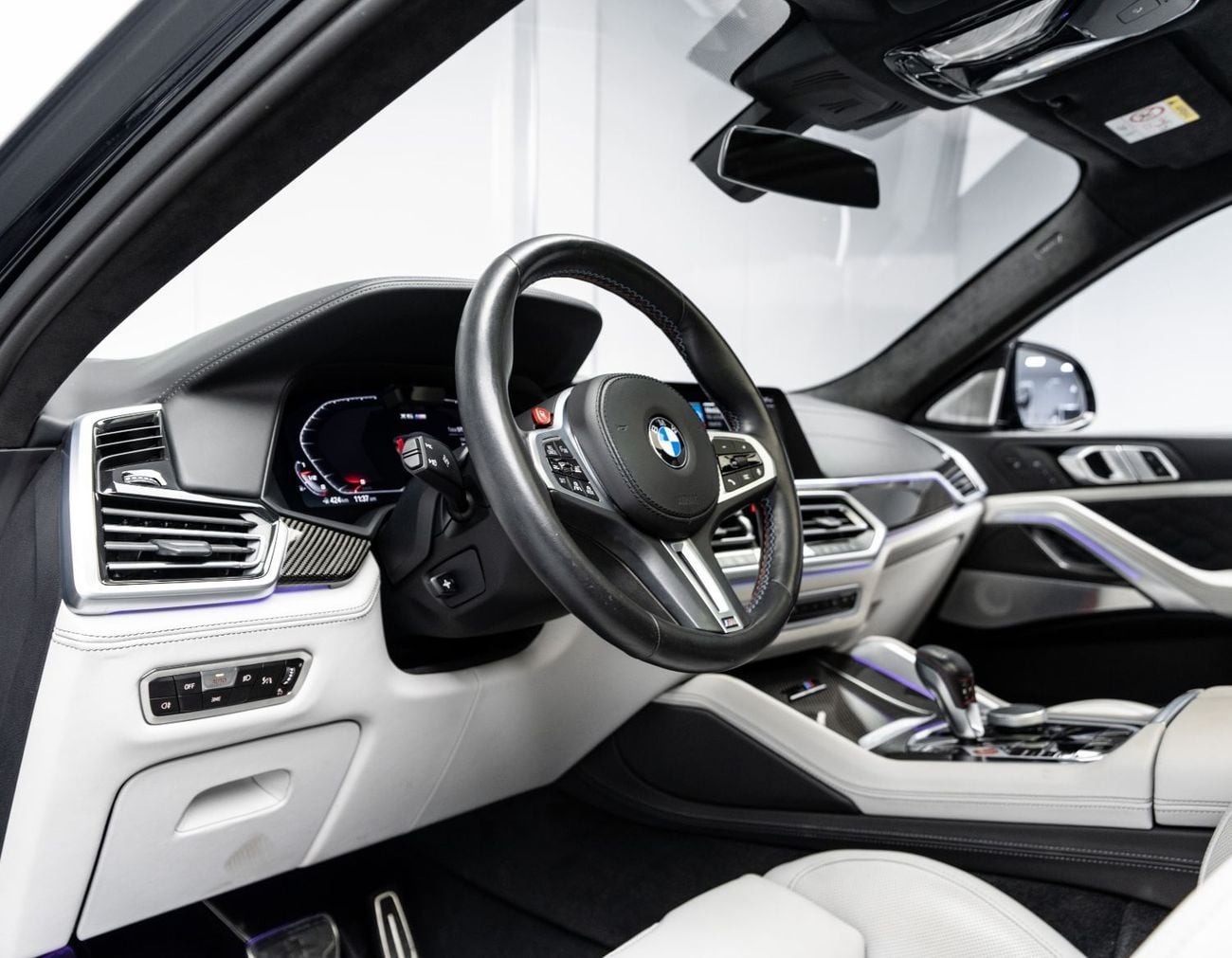 BMW X6 M STD BUY NOW, PAY 2027 | THE BLACKLINE STANDARD | BMW Warranty + Service, GCC, Low KMs
