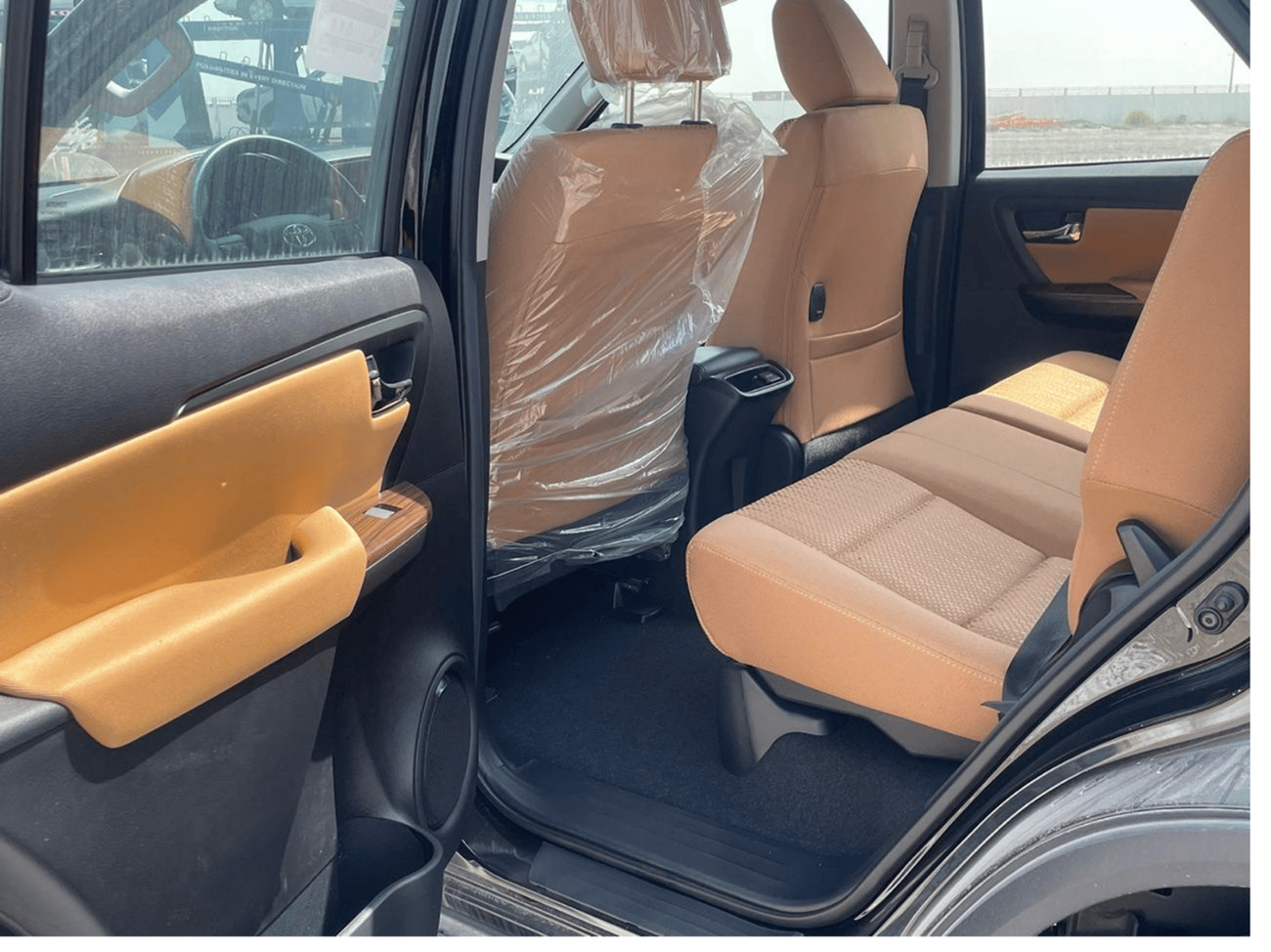 تويوتا فورتونر ECTJRD006 – 2026 Toyota Fortuner – 2.7L Petrol Auto 4wd – Black