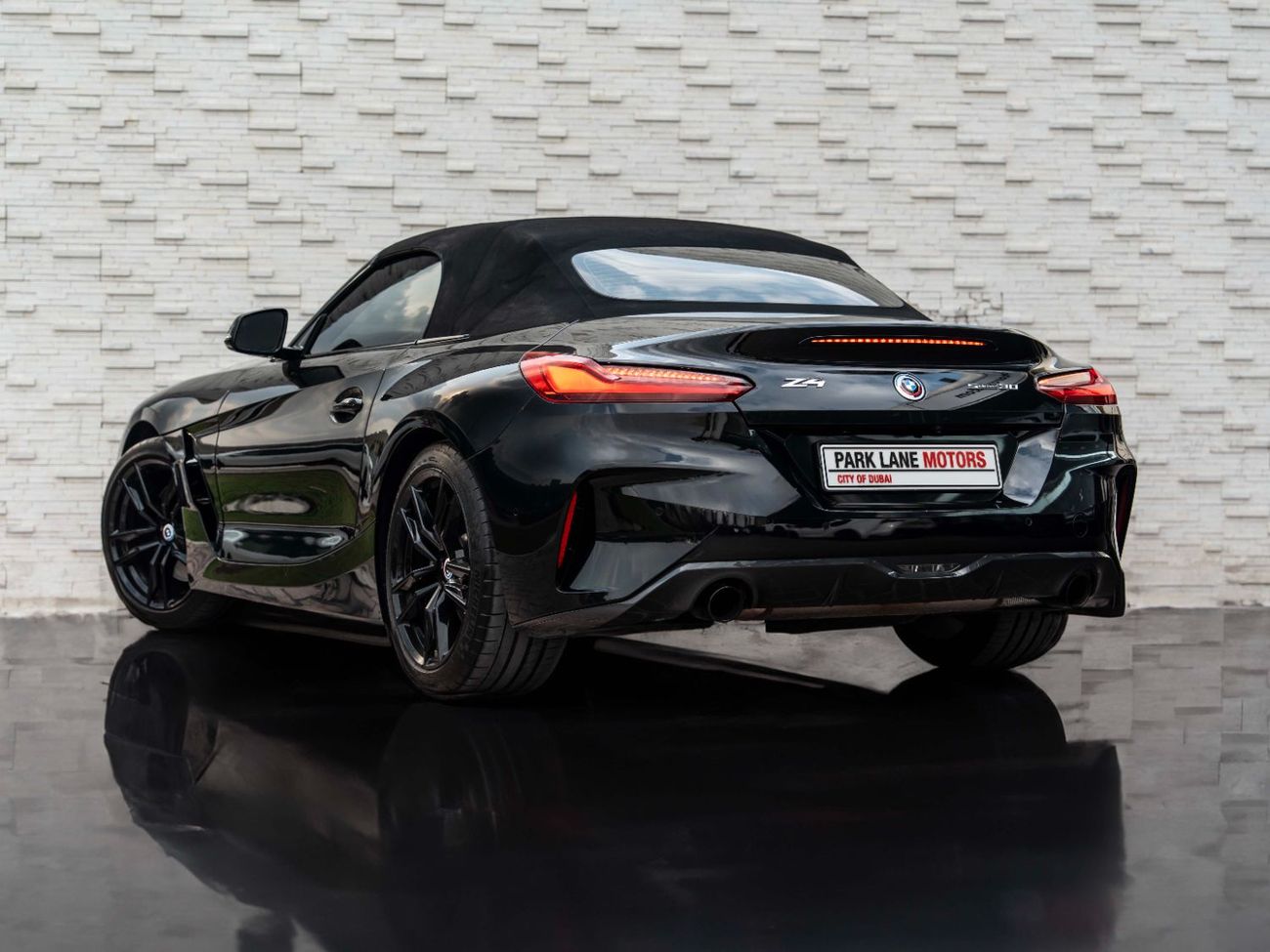 بي أم دبليو Z4 sDrive 30i 2.0L