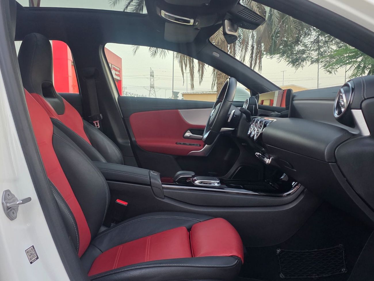 مرسيدس بنز A 250 Premium 2.0L