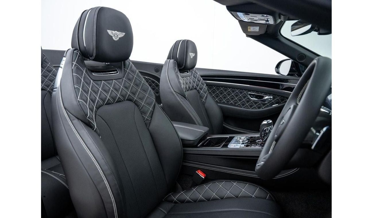 بنتلي كونتيننتال GTC 6.0L 6.0 W12 GTC Speed Convertible RIGHT HAND DRIVE