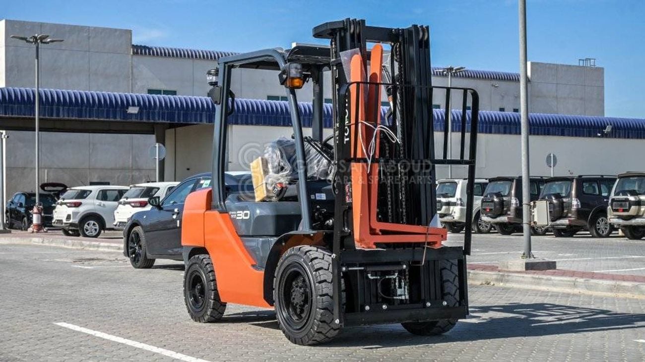 Toyota Fork lift DIESEL 3TON 3STAGE, 3LEVER 4500MM W/ SIDE SHIFT MY24