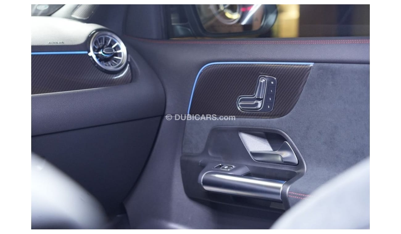 Mercedes-Benz GLA 200 Mercedes-Benz GLA 200 | 2024 GCC 0km | Agency Warranty | Panoramic |