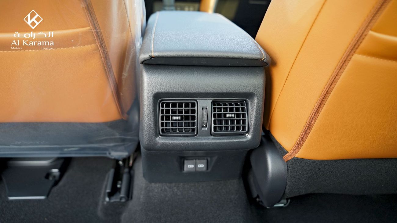 Toyota Camry Lumiere 2.5L Hybrid - Radar - JBL Sound - 360 Camera -  Touch Control Rear Seats