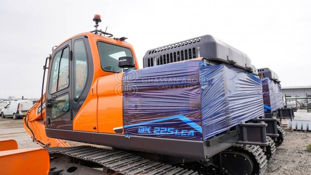 Develon DX225LCA DX225LCA-7M Crawler Excavator MY2025