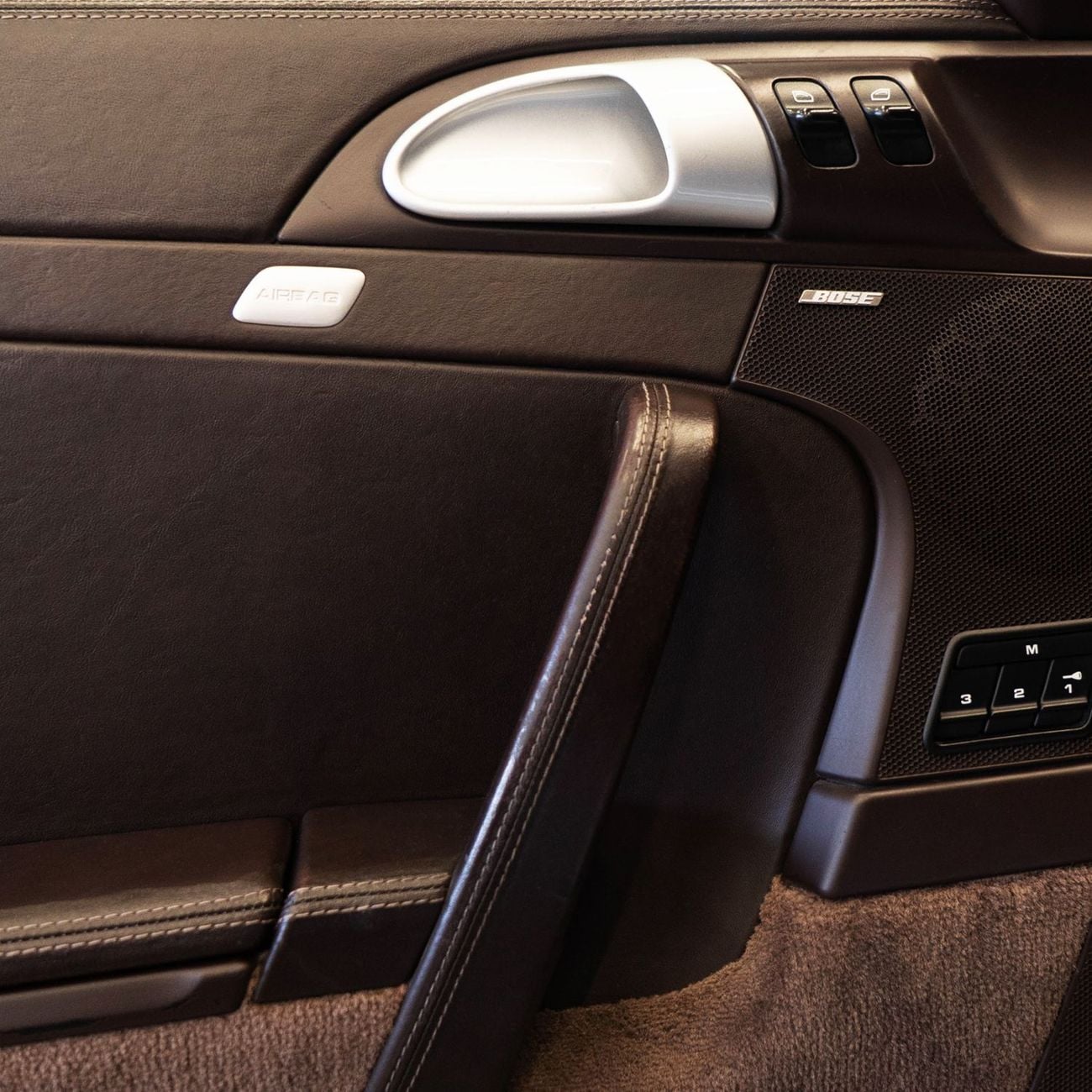 Porsche 911 299,950 AED • Porsche 911 Turbo • 1 Year Warranty • Full Agency Service History