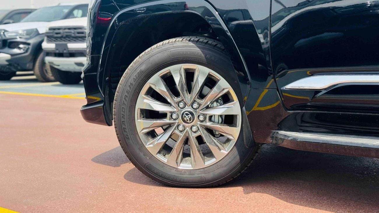 Toyota Land Cruiser VXR BLACK ISNDIE BIEGE 2026