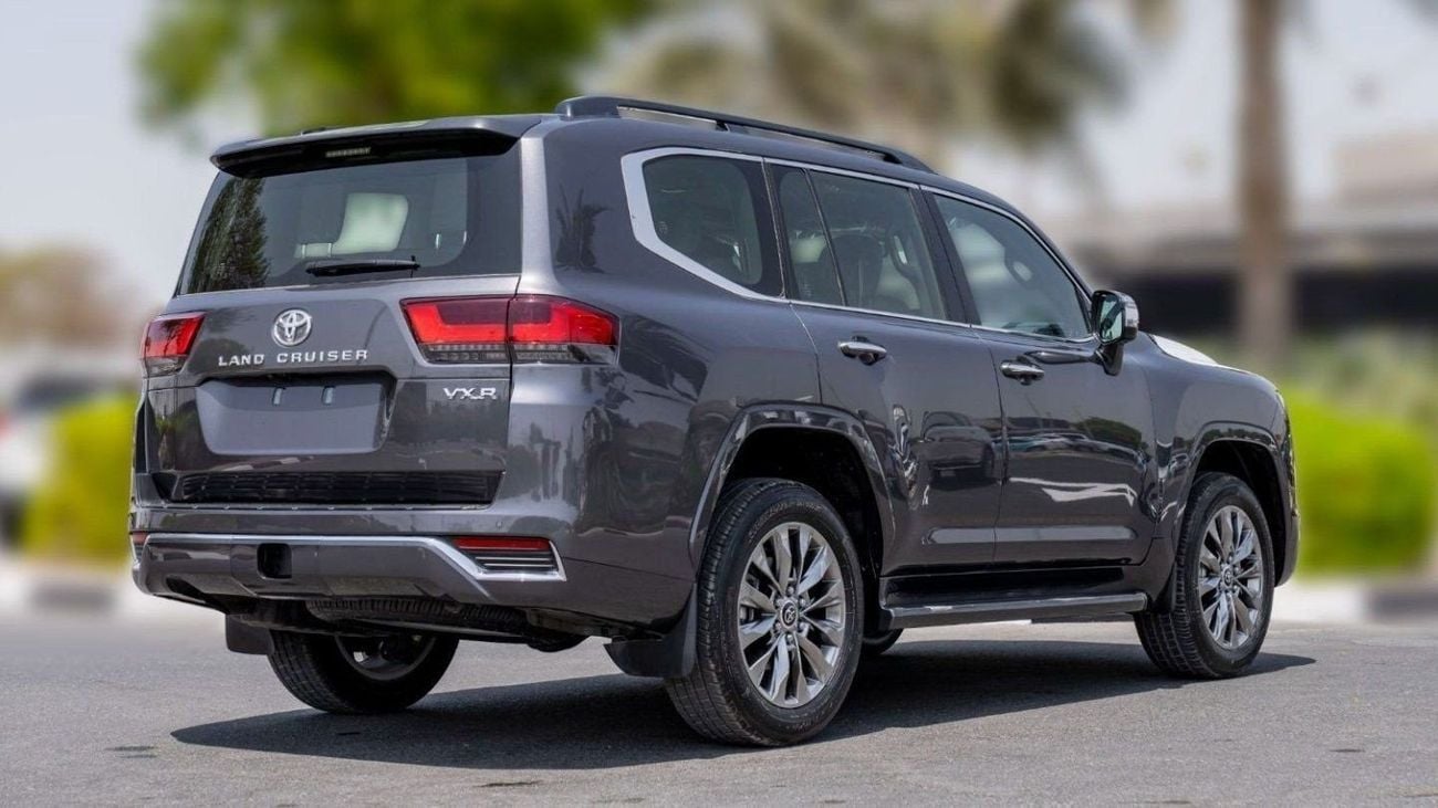 Toyota Land Cruiser LC300 VXR 3.3D AT MY2025– GREY