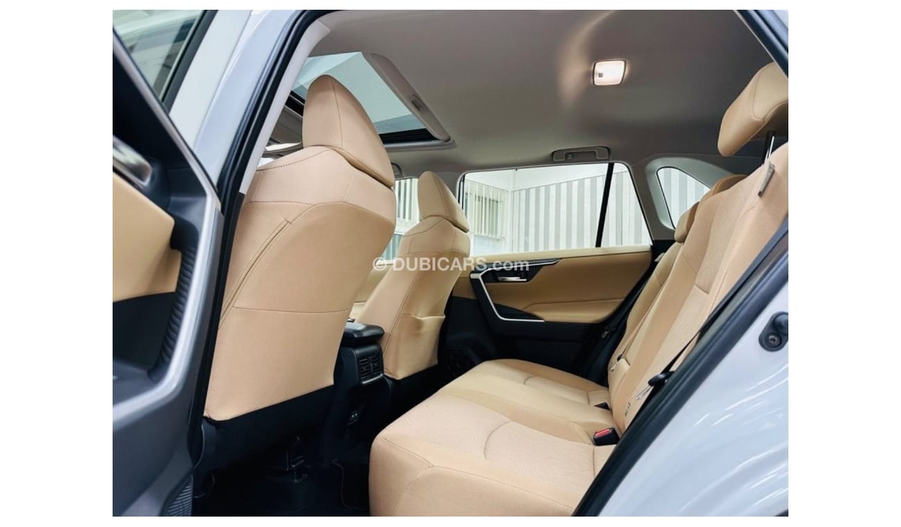 Toyota RAV4 GCC .. Warranty .. VX .. Brand New .