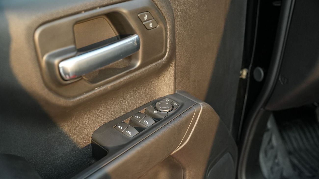 Chevrolet Silverado DOUBLE CABIN 2.7 TURBO-MAX  2025 MY EXPORT PRICE