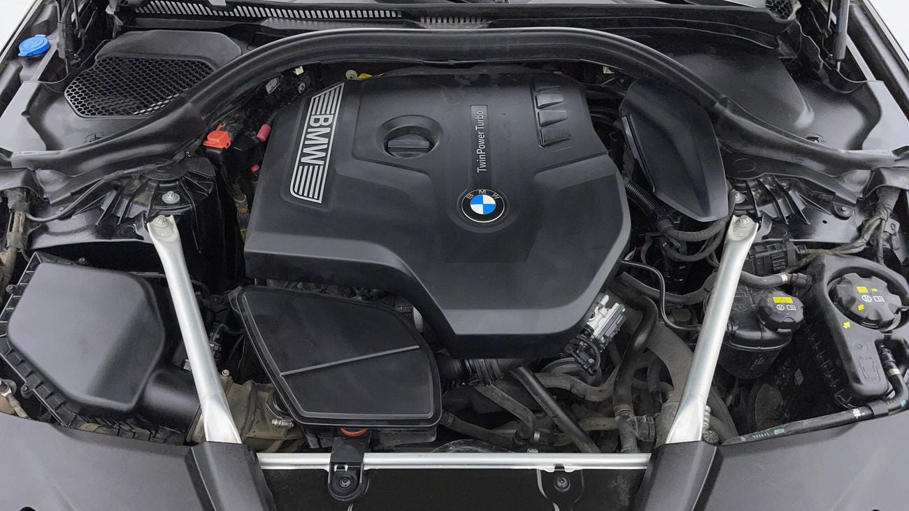 BMW 520i EXCLUSIVE 2 | Zero Down Payment | Home Test Drive