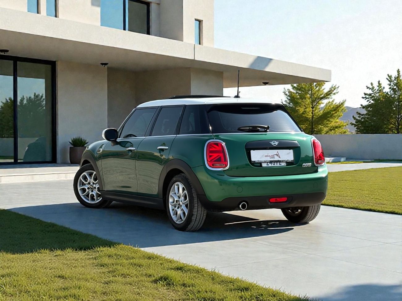 ميني كوبر Std 1.5L I3 A/T | 2020 | GCC SPECS | AED 960 per month