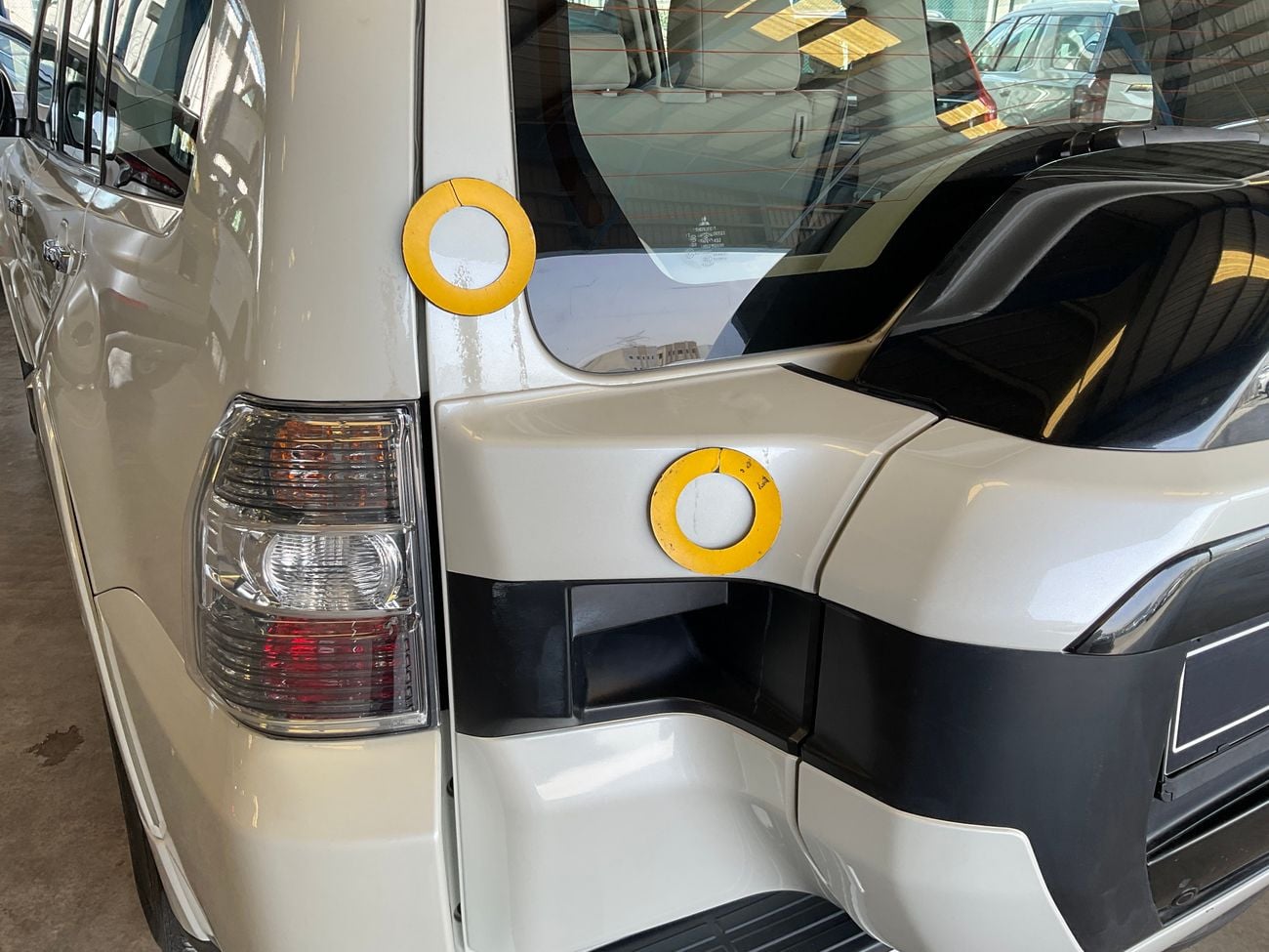 Mitsubishi Pajero 3.8 GLS LWB H/L LTHR SIG | Guaranteed Warranty | 0 Down Payment