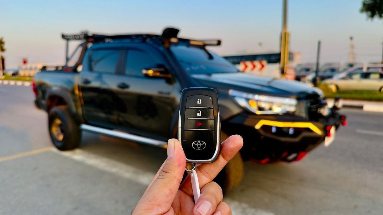 Toyota Hilux OFF ROAD MODIFIED | RHD | AWINING CAMPING TENT | 2018 | 2.8L DIESEL ENGINE | POWER SEAT | MANUAL TRA