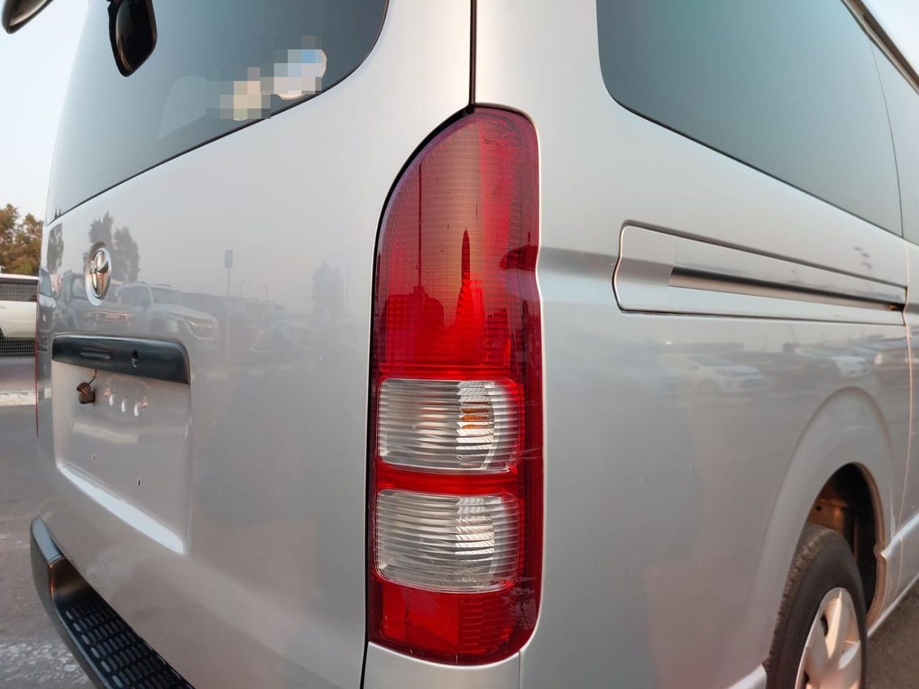 تويوتا هاياس TOYOTA HIACE VAN RHD 2014 MODEL 3.0 L DIESEL AUTOMATIC(PM42719)