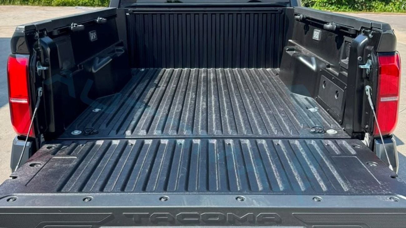 Toyota Tacoma (For Export , НА ЭКСПОРТ) PY 26/26 Premium 2.4T 4x4  Без пробега