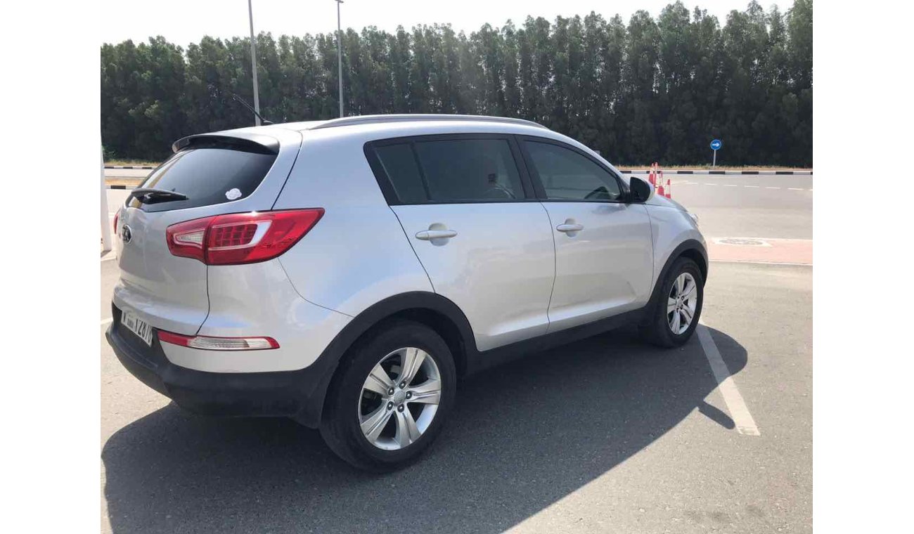 Kia Sportage g cc full automatic accident free original pant