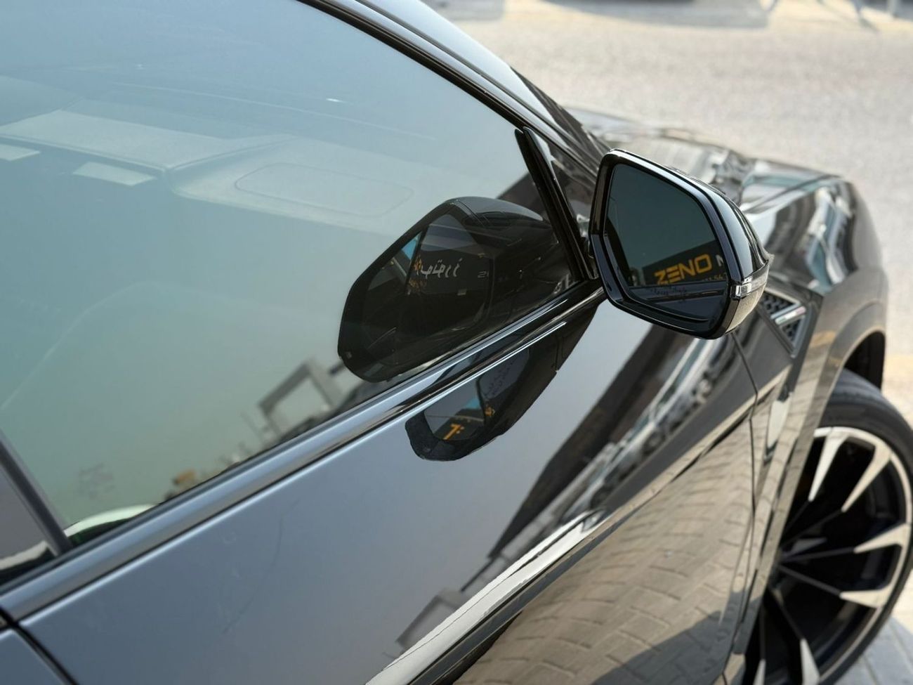 Lamborghini Urus STD 4.0T V8