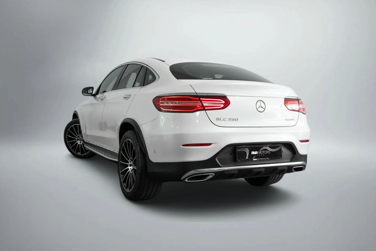 مرسيدس بنز GLC 250 4MATIC